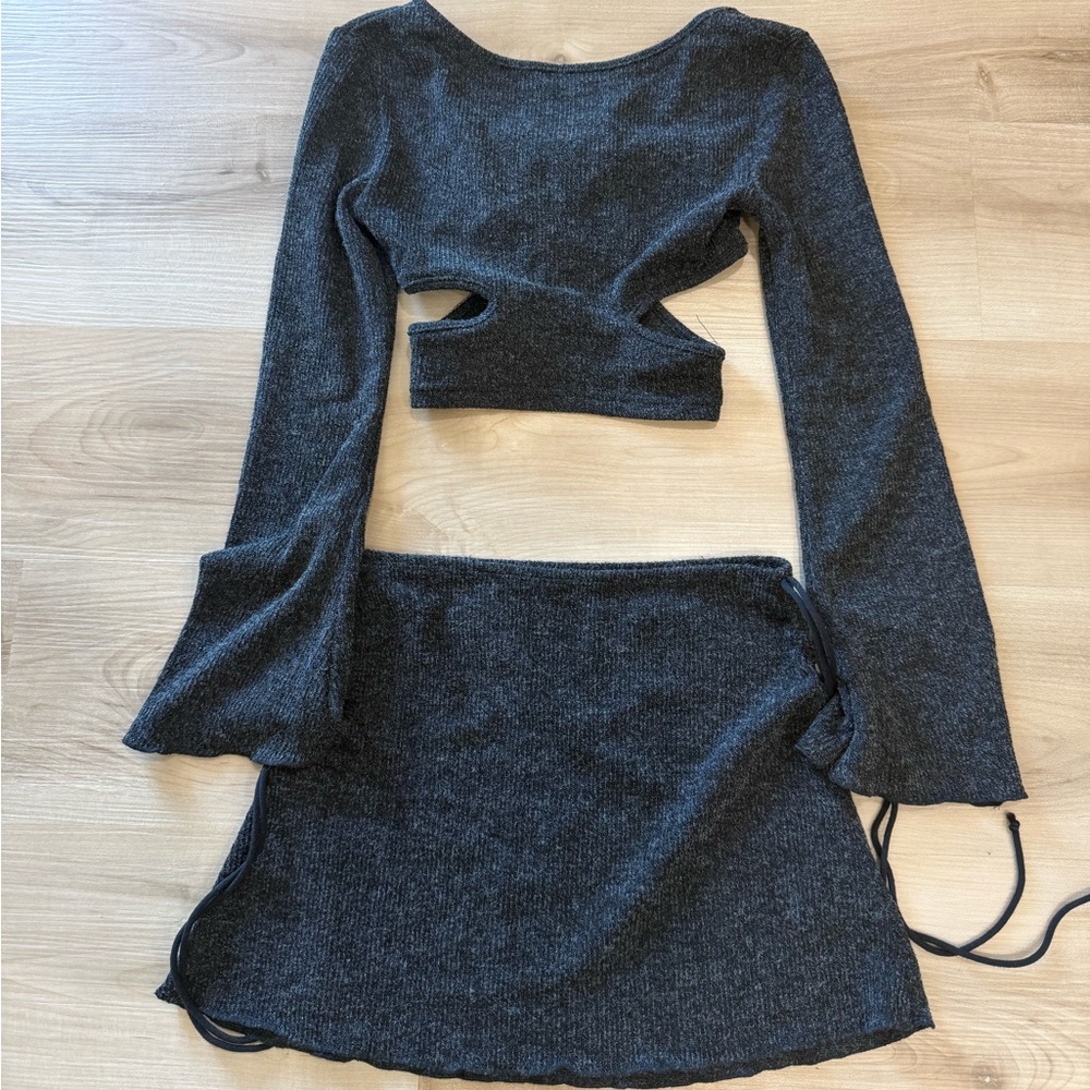 Two piece knit set - Picture 3 of 3